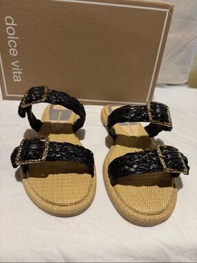 NIB dolce vita Alaina sandals